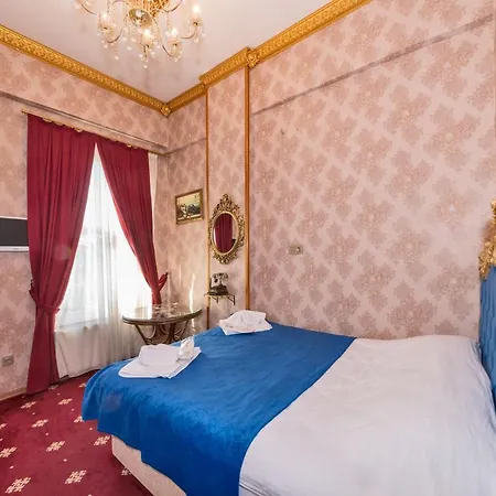 Bed & Breakfast Titan Hotel